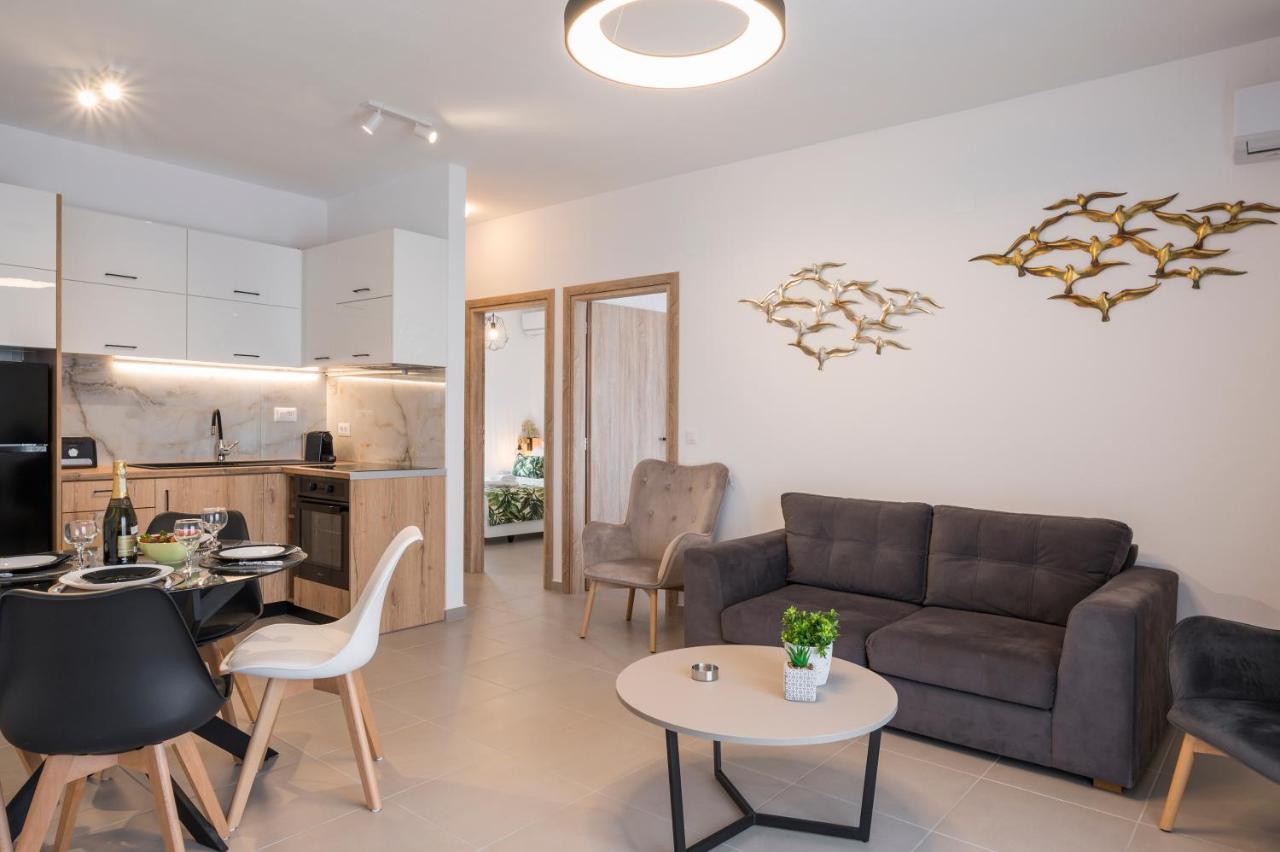 Indigo Blue Seaside Deluxe Apartments Kissamos Luaran gambar