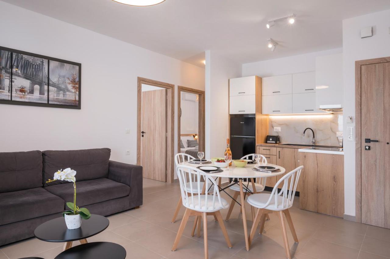 Indigo Blue Seaside Deluxe Apartments Kissamos Luaran gambar