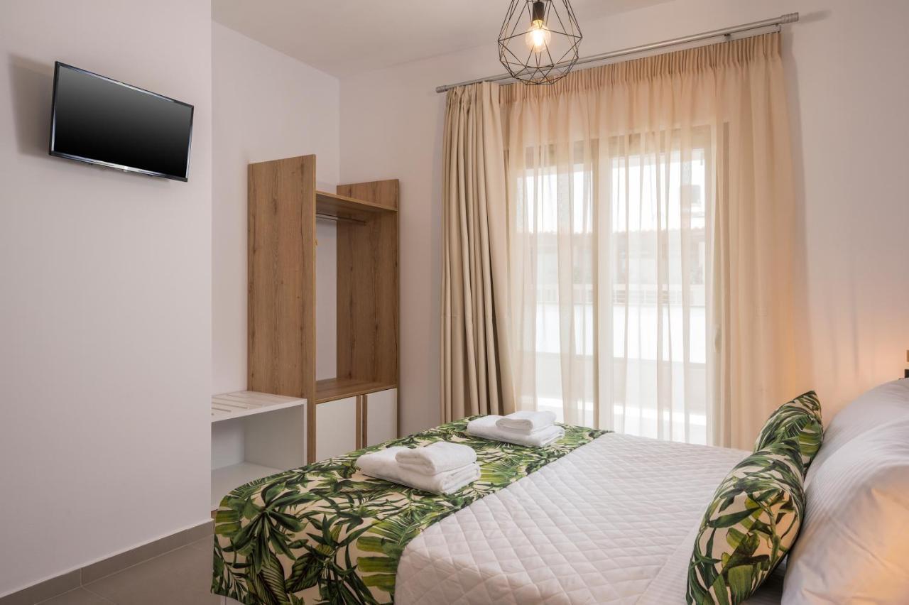Indigo Blue Seaside Deluxe Apartments Kissamos Luaran gambar